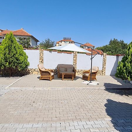 Sineva Guest House Ravda Exterior foto