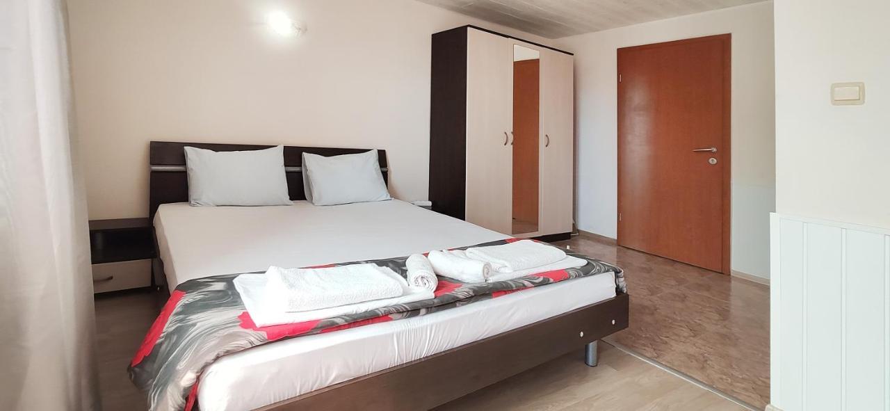 Sineva Guest House Ravda Exterior foto